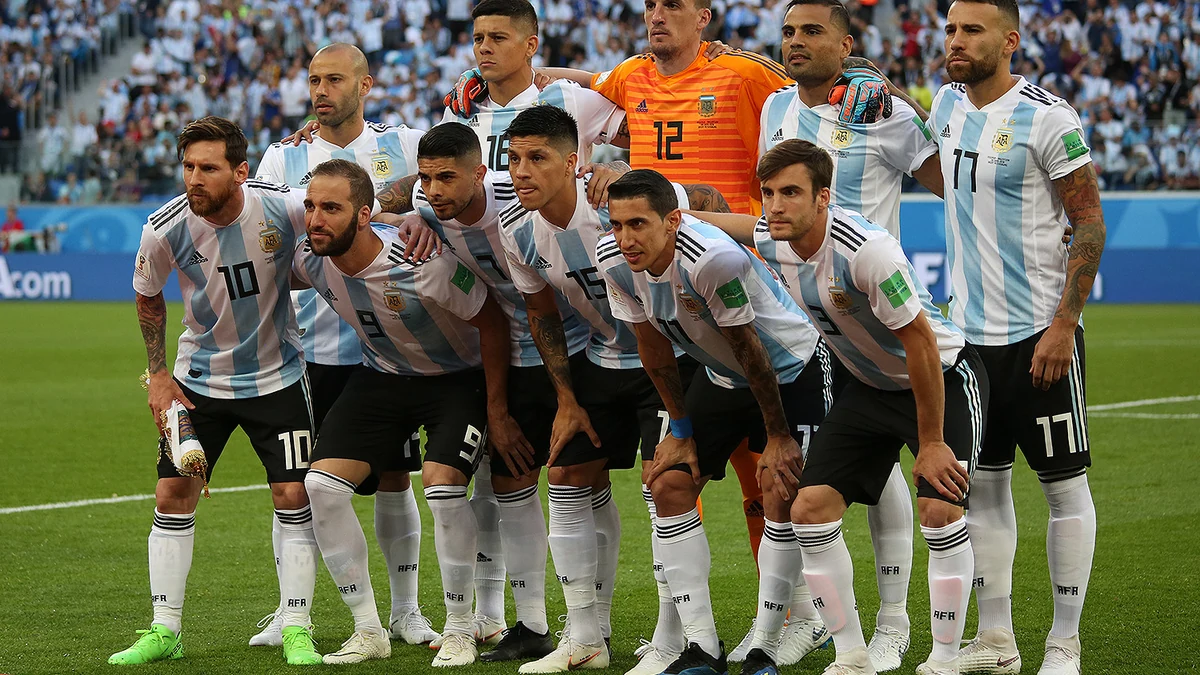 Lionel Messi with the Argentina team ahead of a 2018 World Cup match in St. Petersburg. Photo: Кирилл Венедиктов / Wikimedia Commons (CC BY-SA 3.0).