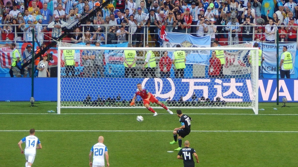 Messi's 76th Free-Kick: Two Short of World Record